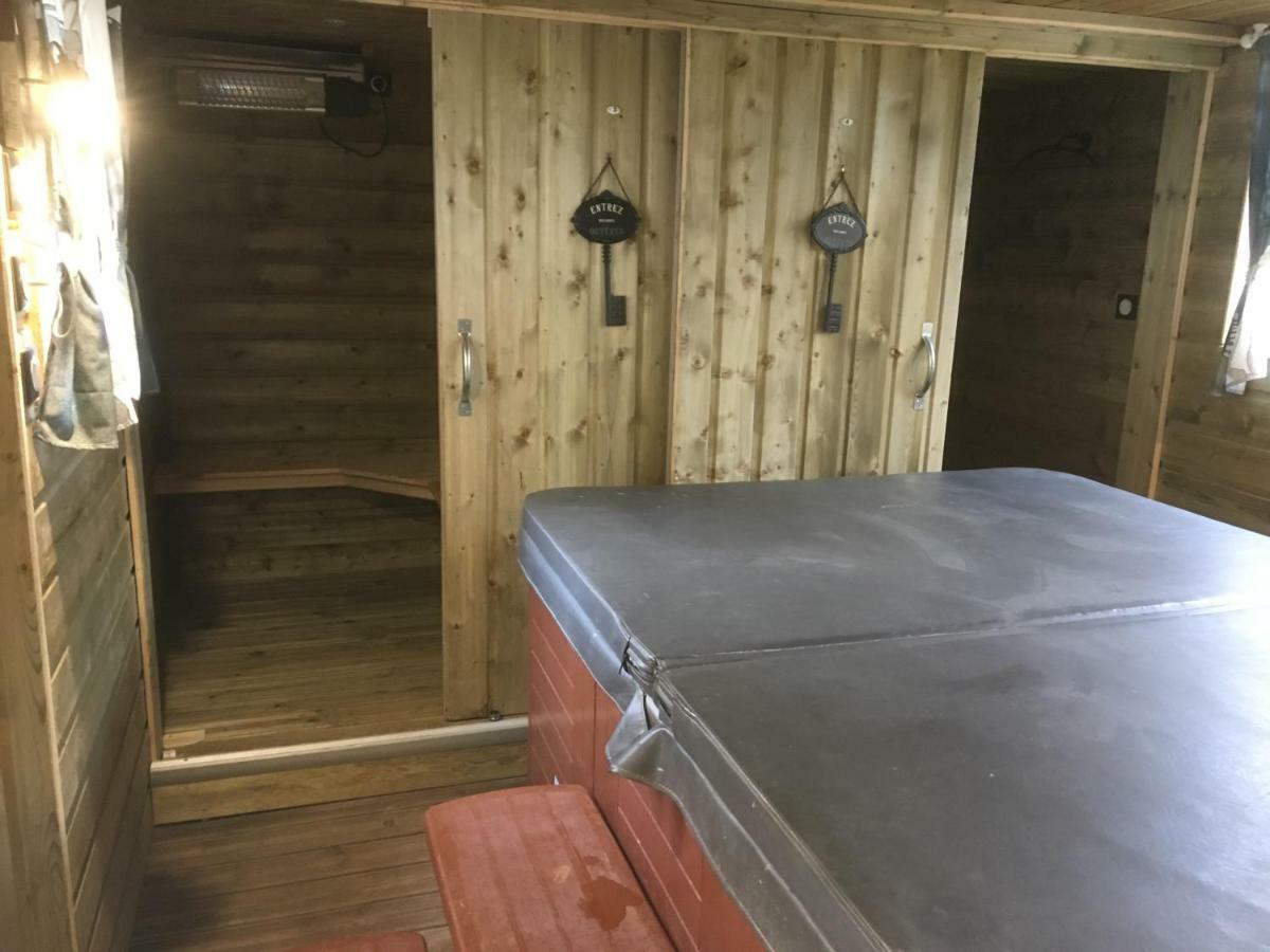 Gite Du Vieux Bourg Le Vieux Bourg  Екстериор снимка